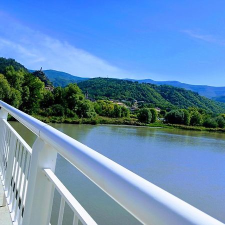 Hotel Du Lac Шато-Арно Екстериор снимка